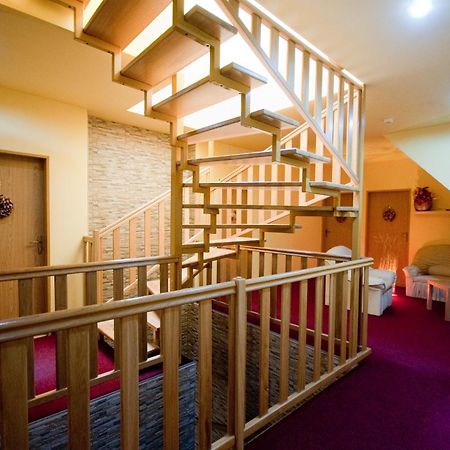 Hotel Penzion Tramky Vikýřovice Екстериор снимка